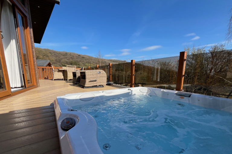 Holiday lodge at Cheddar Woods Resort And Spa