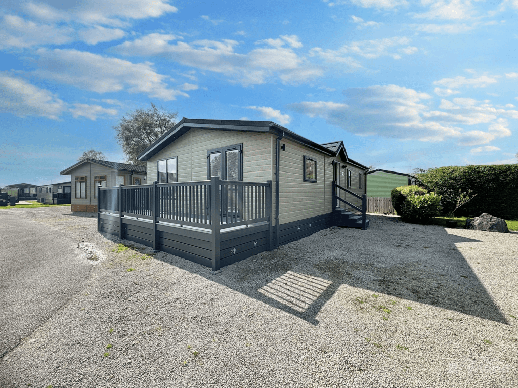 Lakeland Lodge LW