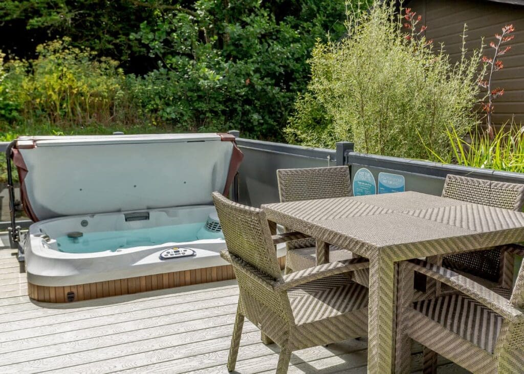 holiday lodge exterior with decking - holiday lodges for sale in Helston