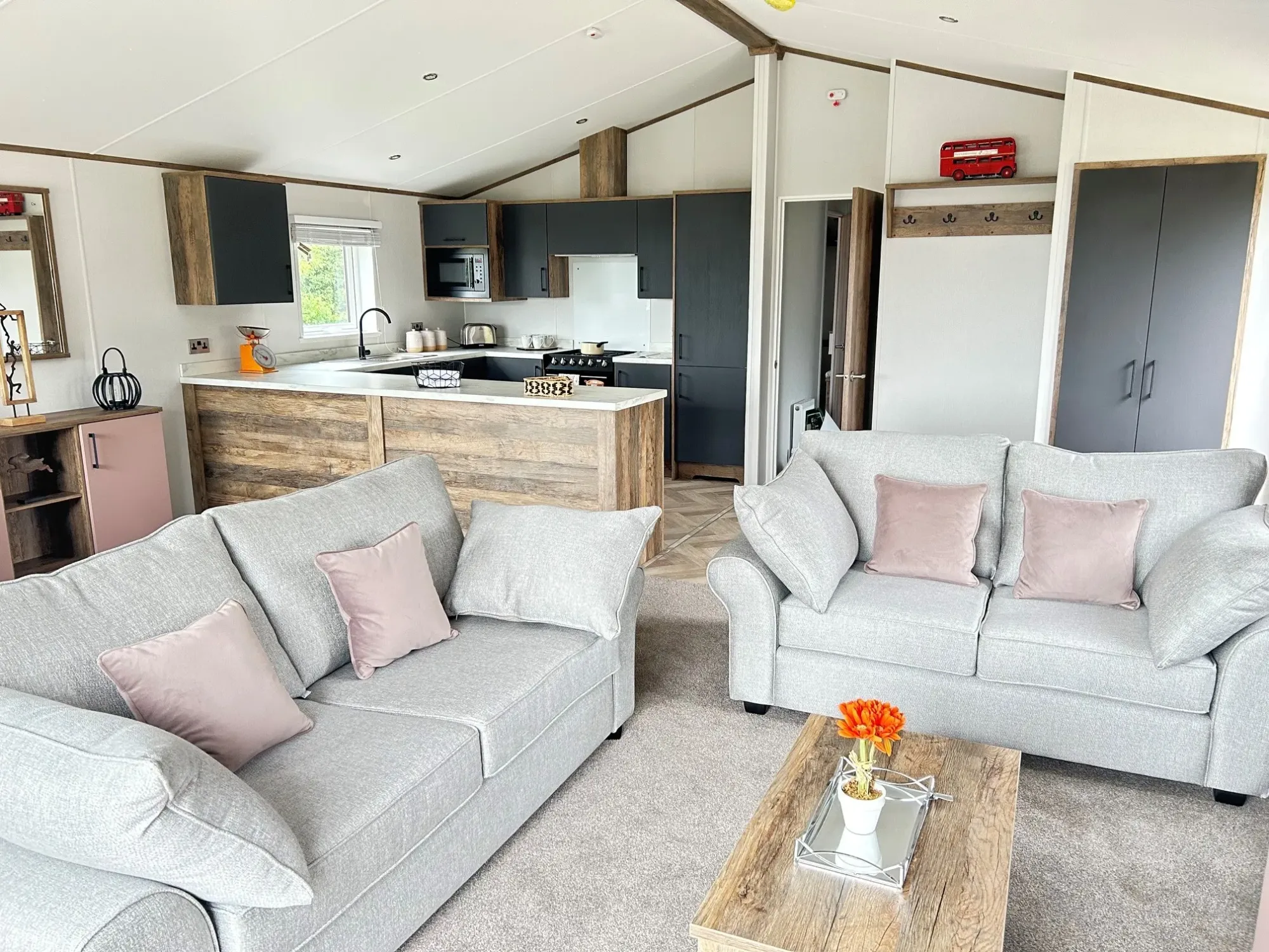 Willerby-Horsham-2025-CAR0064238-143653322