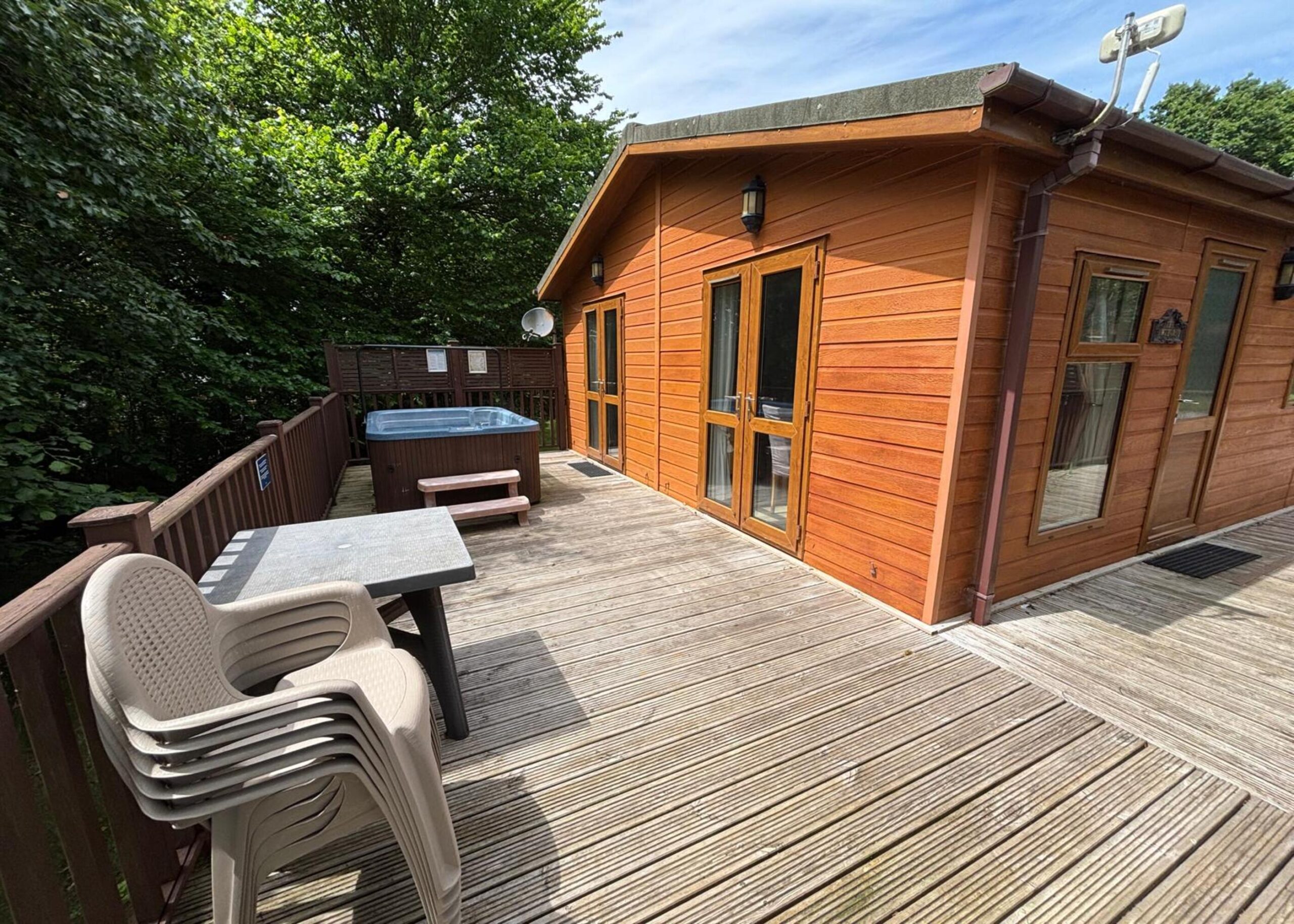 Wessex Homestead lodge exterior - holiday lodges for sale in Newton Abbot