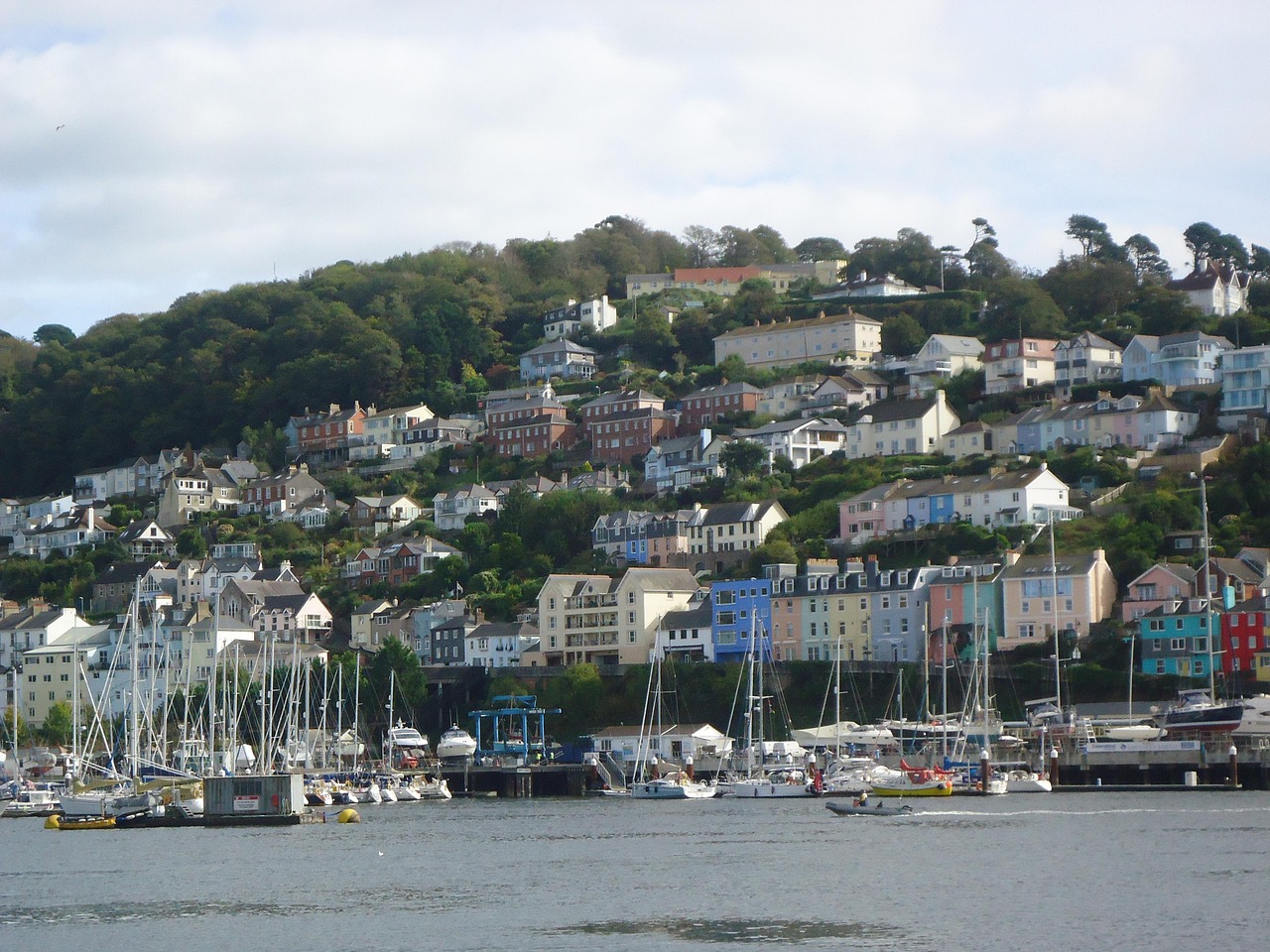 dartmouth holiday homes