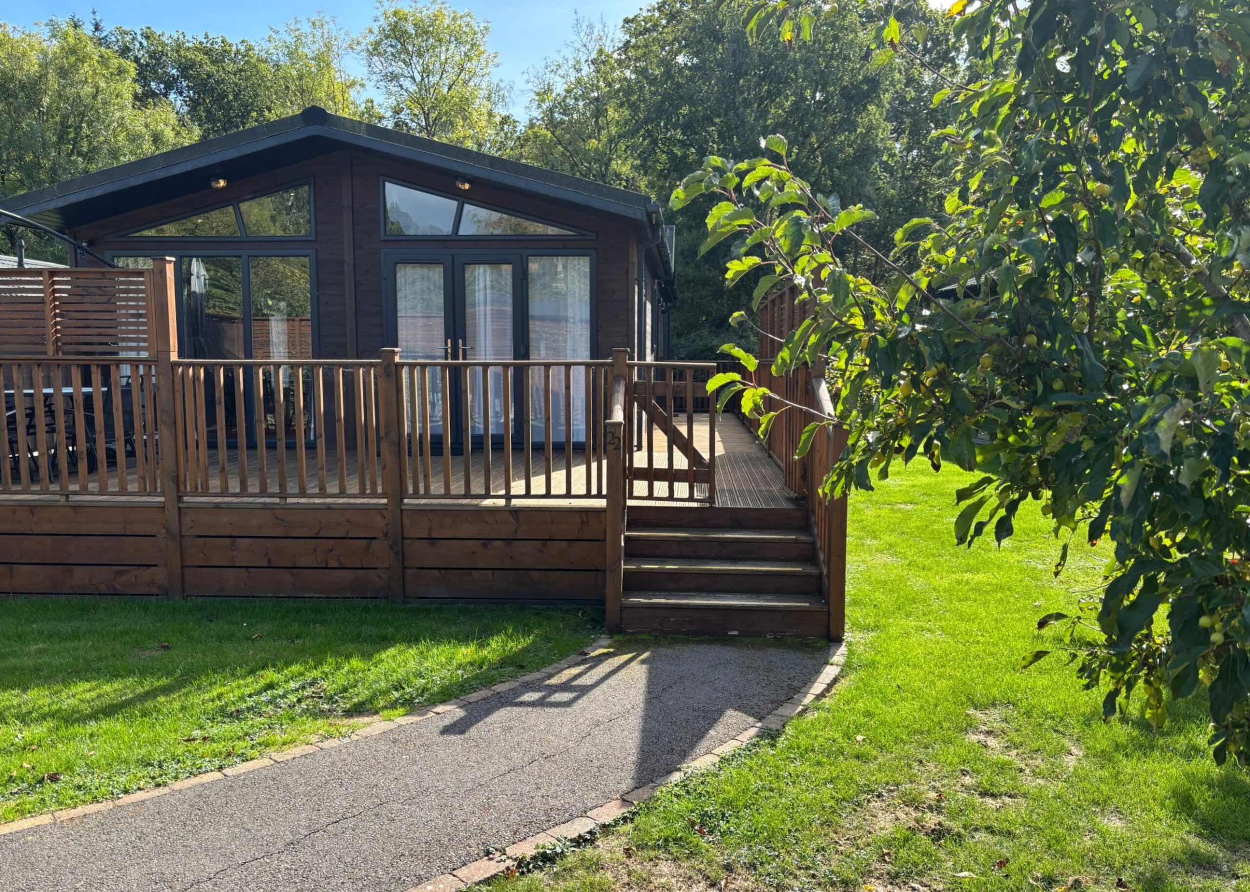 brokerswood-prestige-forester_exterior-2
